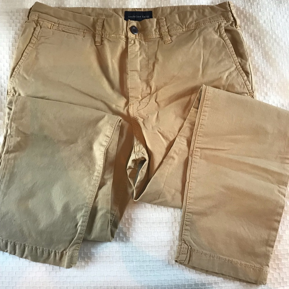 Men’s AE Slim Khaki
